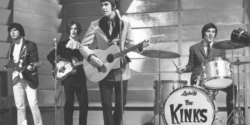 THE KINKS
           CODE: LF