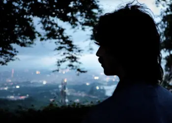 Andrea Laszlo De Simone